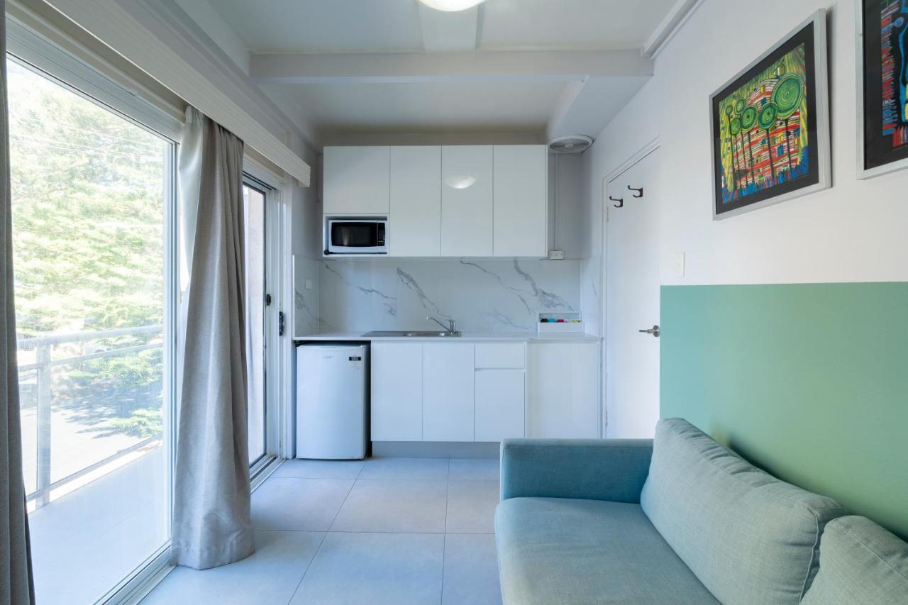 Manly Waves Studios & Apartments Sydney Buitenkant foto