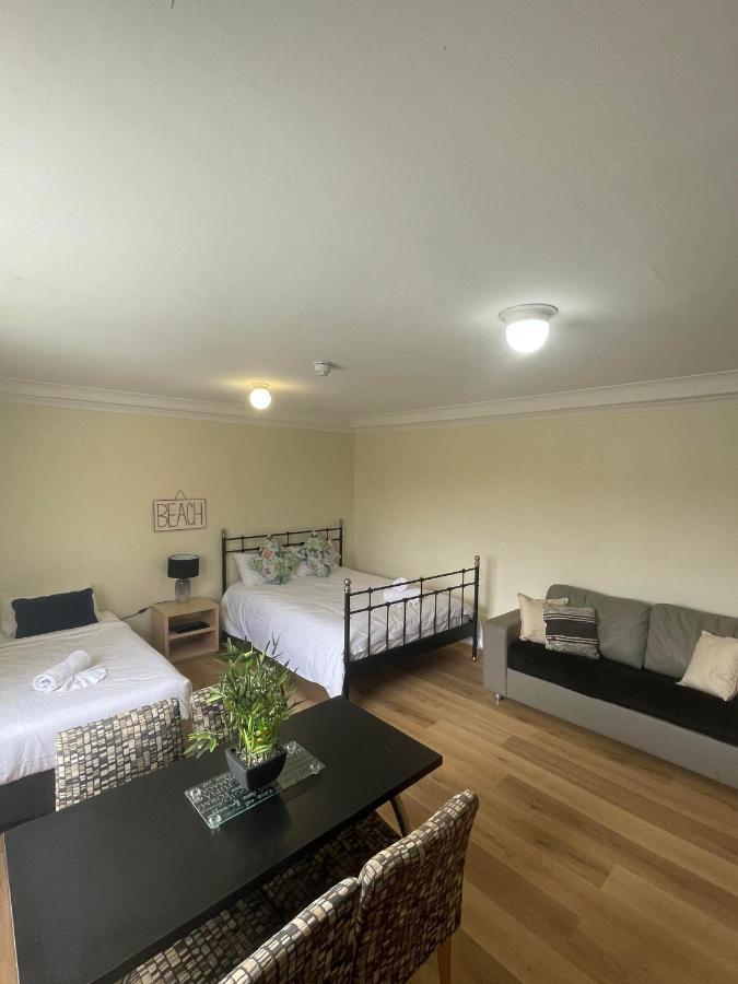 Manly Waves Studios & Apartments Sydney Buitenkant foto